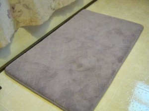 A luxurious Memory Foam bath mat